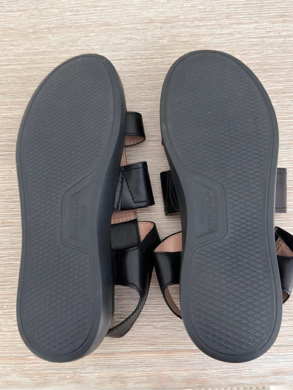 Cole Haan Black Leather Gladiator Sandals Size 9